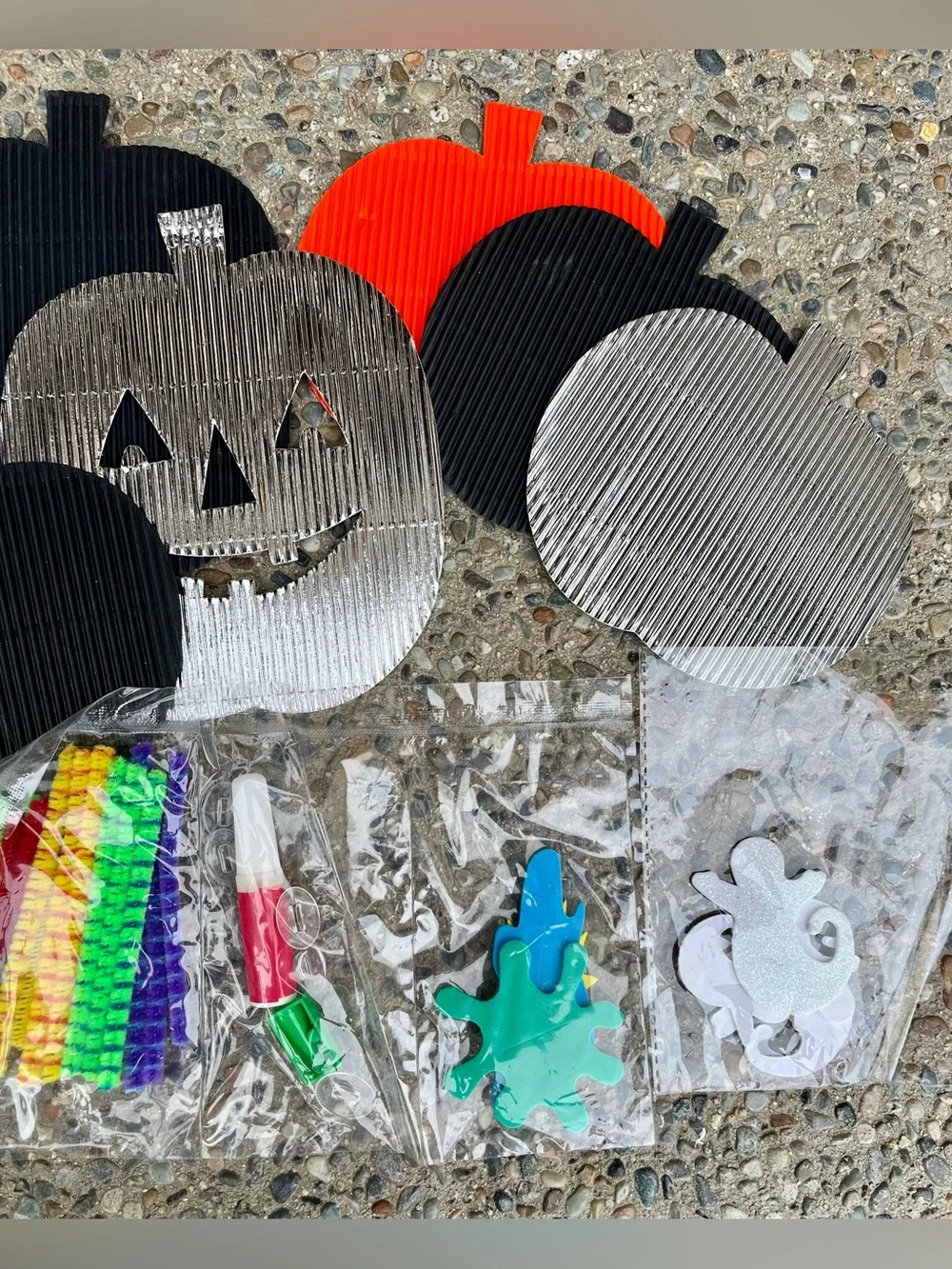 Halloween Crafts and Phonics Bingo for Kids Party Activities Leisure Fall Autumn